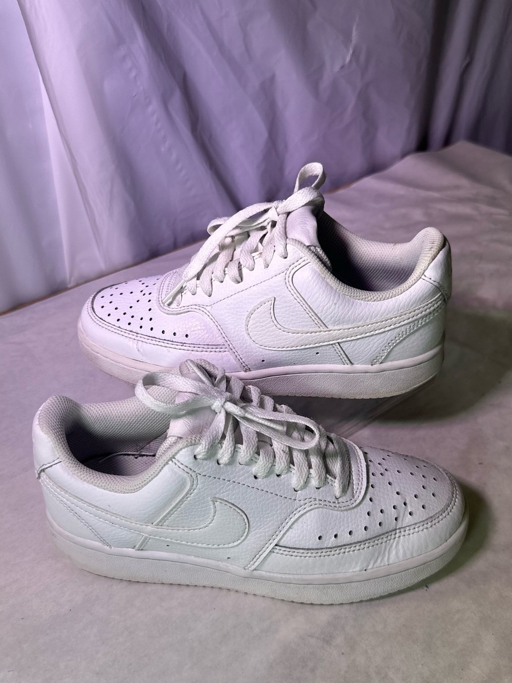 Nike White Mesh Low-Top Sneakers with Black Logo